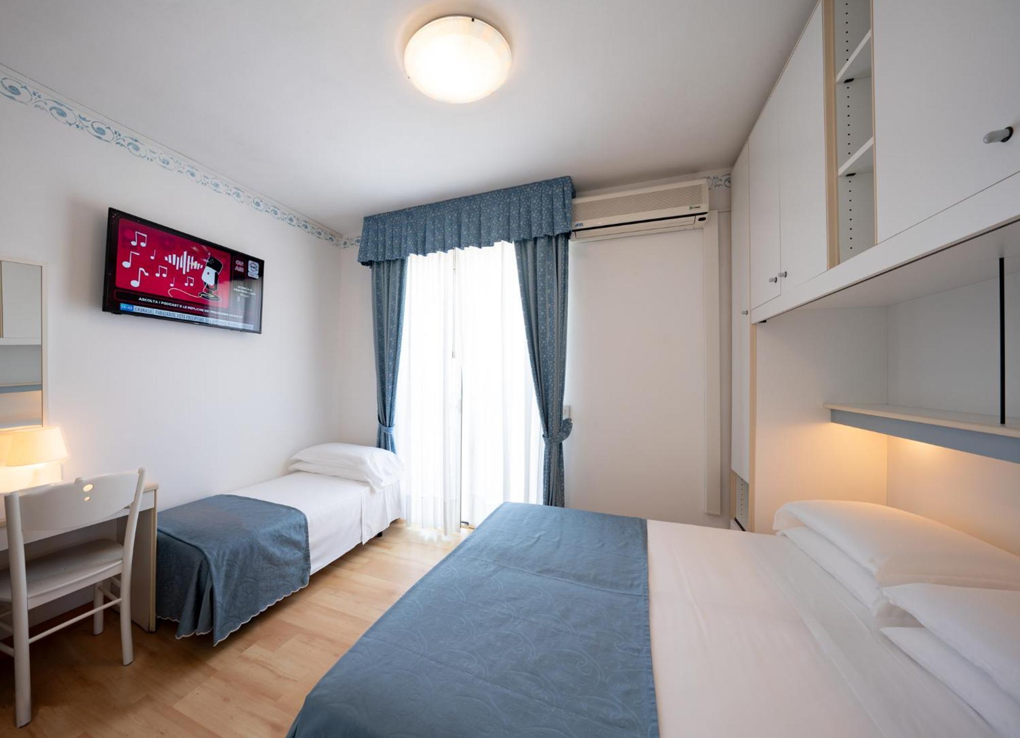 Hotel Laurin Jesolo Extérieur photo